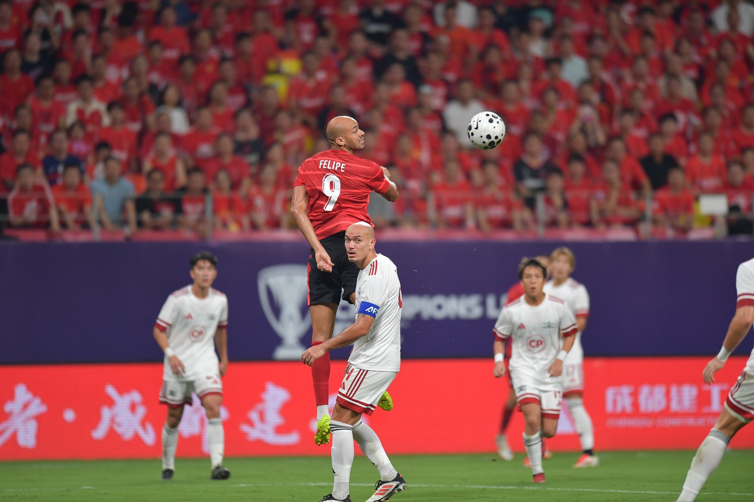 法甲赛程吃紧,成都蓉城冲刺阶段单刀错失,球迷炸锅,阵容厚度经受考验的简单介绍 法甲赛程吃紧,成都蓉城冲刺阶段单刀错失,球迷炸锅,阵容厚度经受考验的简单介绍