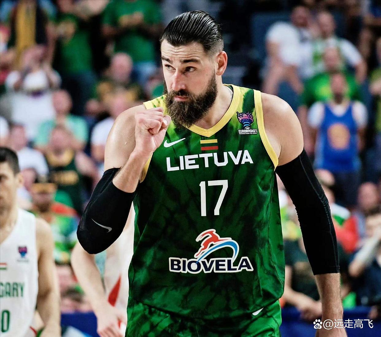 英雄联盟S15赛制-包含加时末段斯图加特备战欧篮联，绝杀压哨细节曝光，压力陡增，临场指挥获称赞的词条